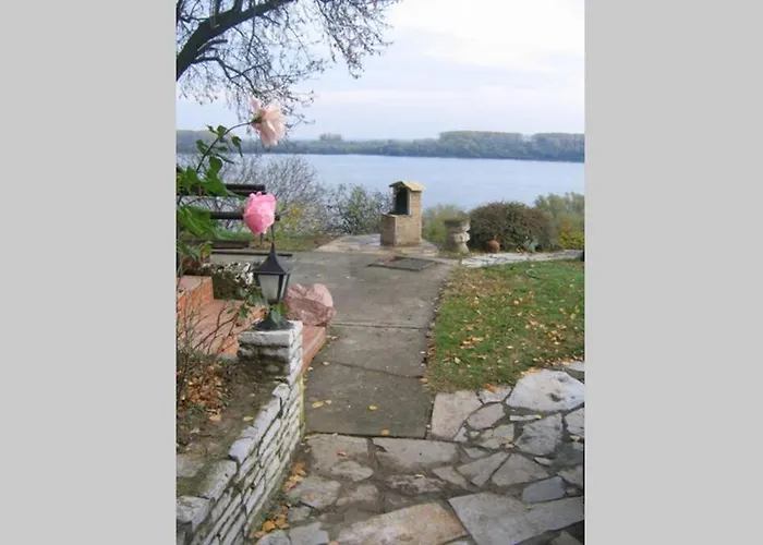 Kornelija 빌라 Stari Slankamen